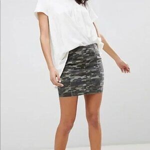 Free People Mini Skirt Womens Denim Stretch Camo Camouflage Size 4 Modern Femme